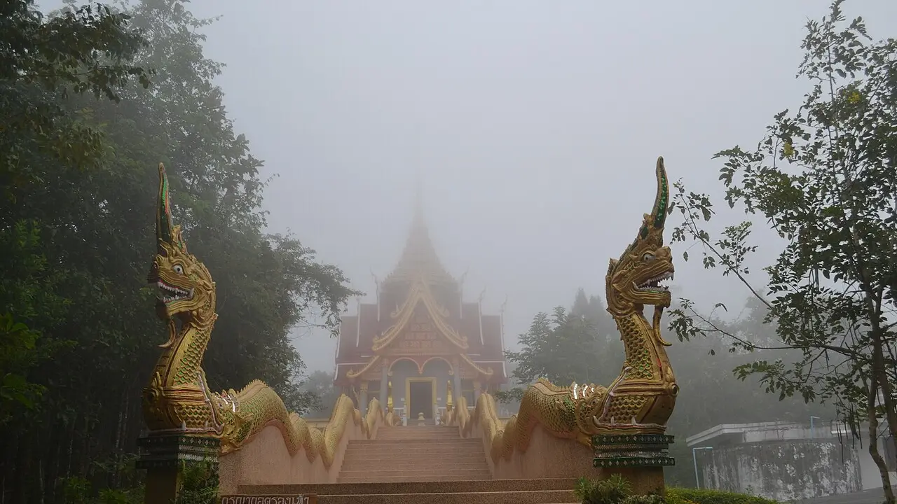 วัดผาตากเสื้อ จังหวัดหนองคาย