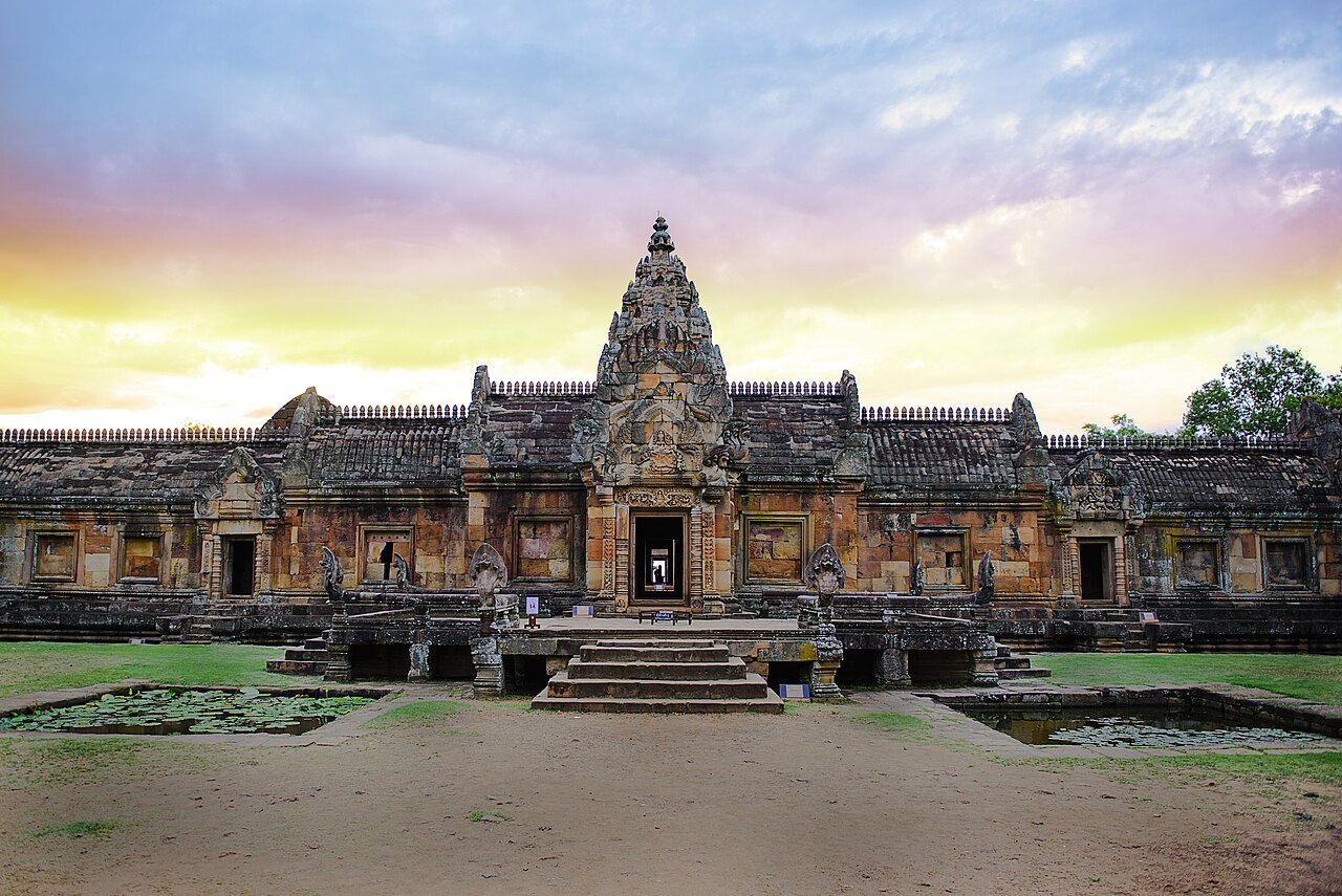 อุทยานประวัติศาสตร์พนมรุ้ง จังหวัดบุรีรัมย์
