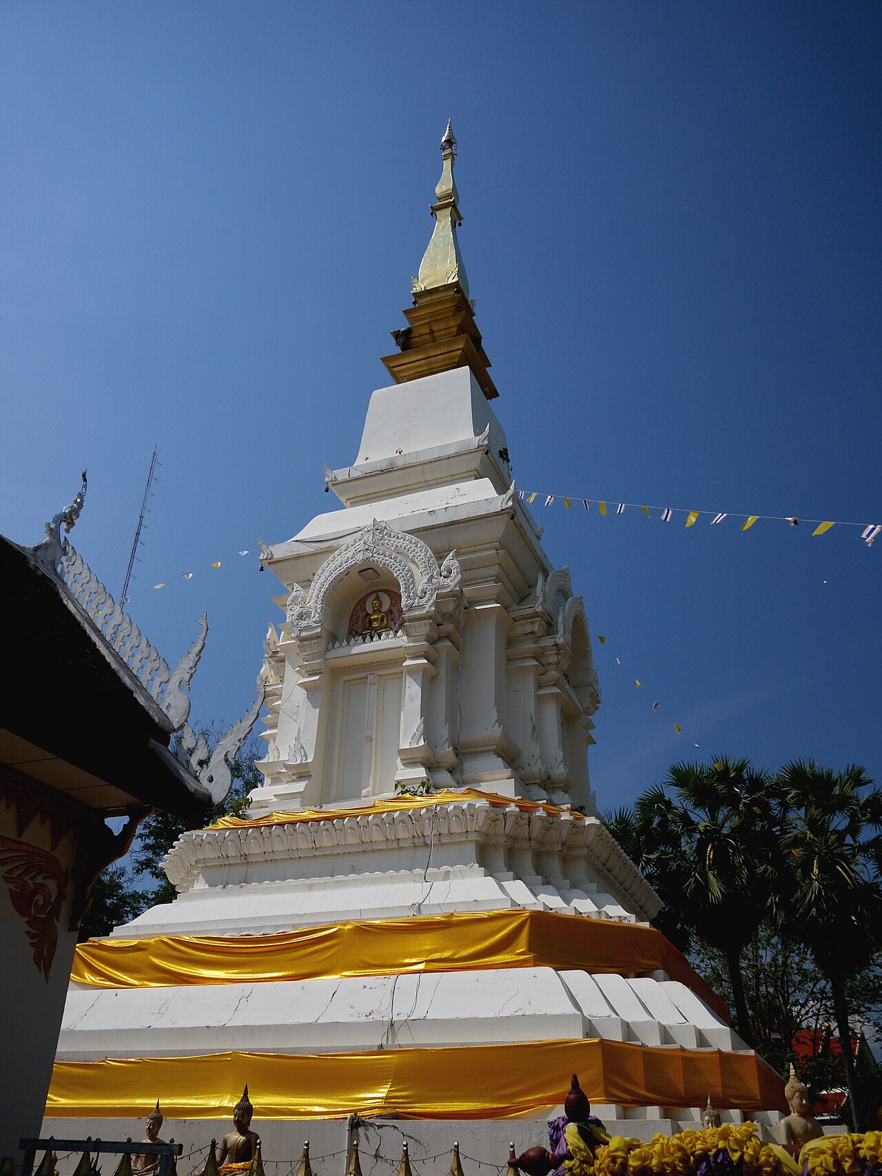 พระธาตุบังพวน จังหวัดหนองคาย — ภาพถ่ายสถานที่จริง