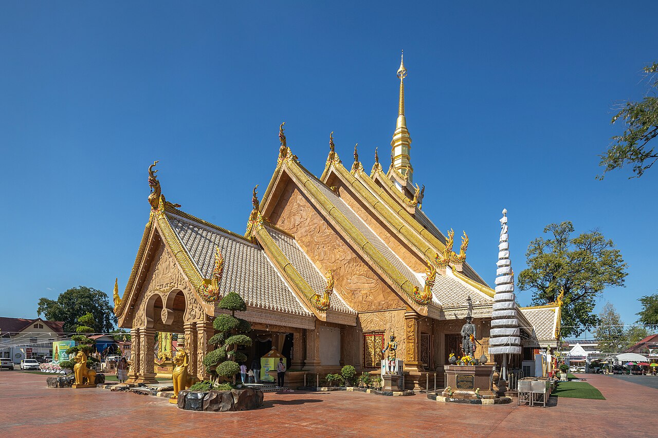 วัดมหาวนาราม จังหวัดอุบลราชธานี — ภาพถ่ายสถานที่จริง
